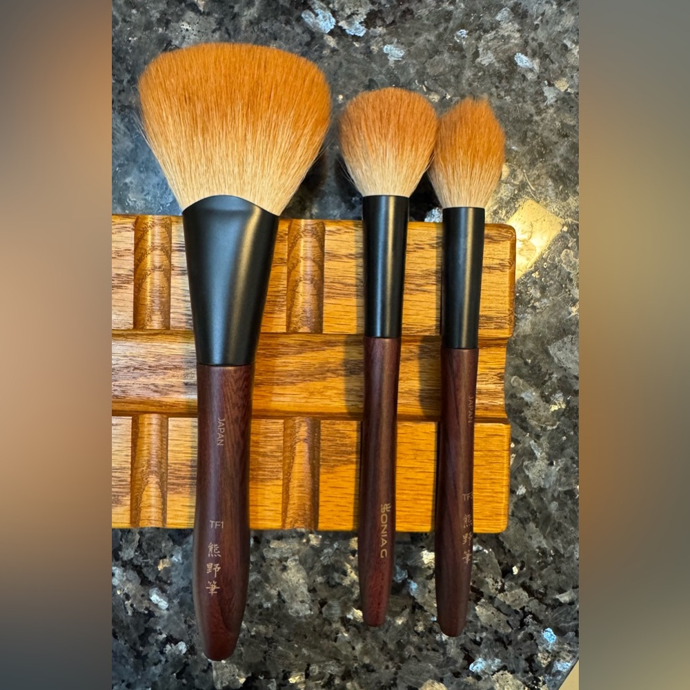 SOLD—Sonia G. Keyaki 3 Kakishibu Face Brushes